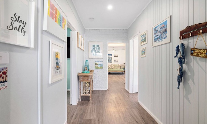 Emerald Beach Casa | Pandanus At Emerald, Steps to Beach, Restaurants, Village
