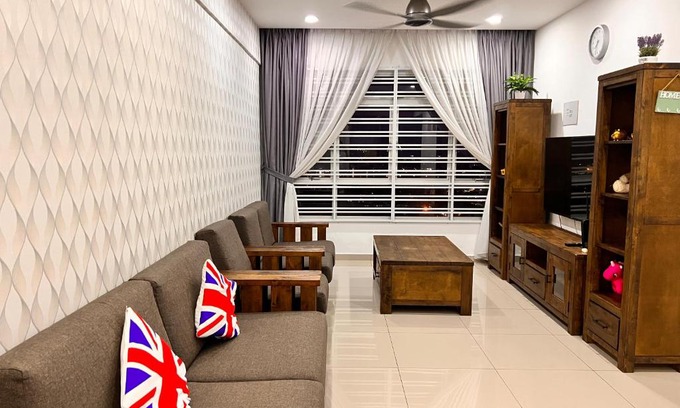 Taman Perling Apartamento | PANGSAPURI MIDAS