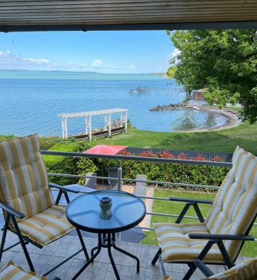 Balatonboglar Apartamento | Panoráma Villa