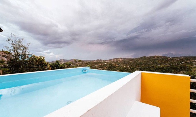 Limon Casa | Panoramic Escape w/Private Pool