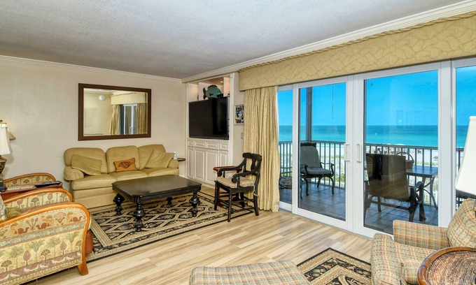 Bradenton Beach Condominio | Panoramic Gulf Views!