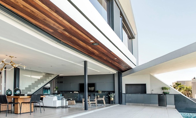 Trawal Casa | Panoramic Ocean & Mountain views, Luxurious Design 4-bedroom House with pvt Pool
