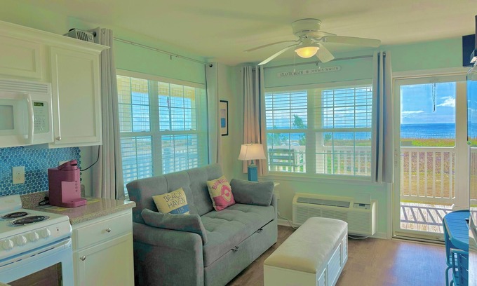 Atlantic Beach Condominio | ⛱️Panoramic Ocean & Pool View Studio🏄‍♀️Kitchen Pool WIFI🎣