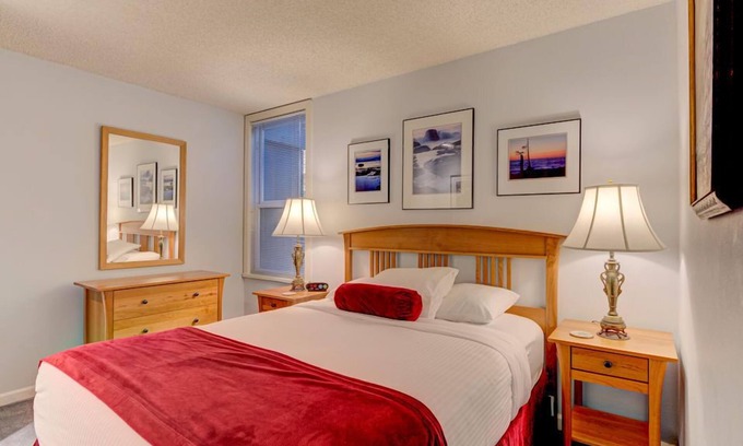 Otter Rock Apartamento | Panoramic Ocean-View Studio with Balcony