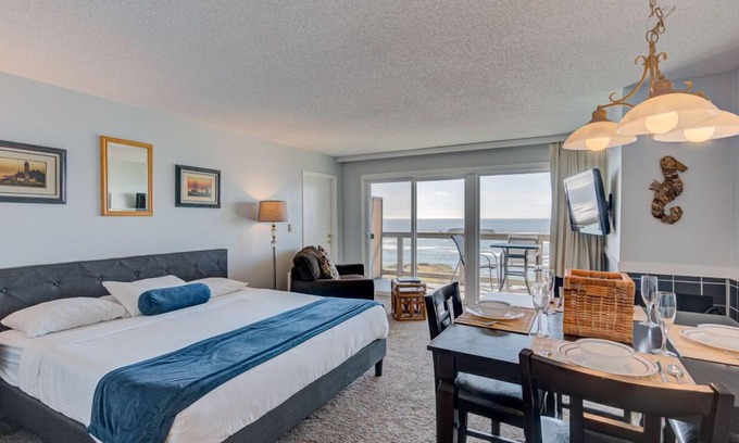 Otter Rock Apartamento | Panoramic Ocean View Studio with Full Kitchen