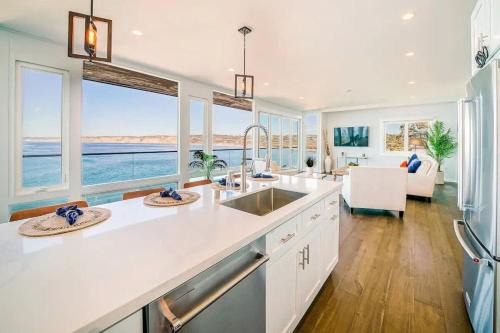 Village of La Jolla Casa | Panoramic Ocean Vistas With Hot Tub and Firepit