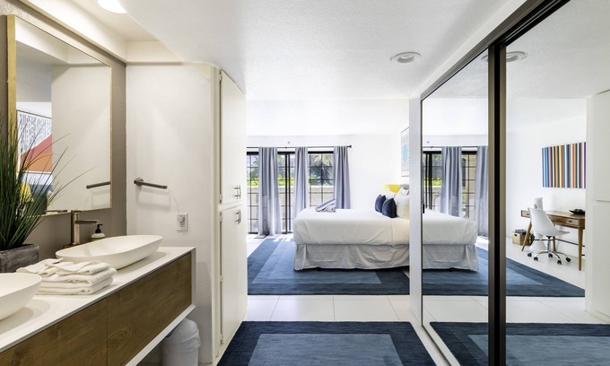 Palm Springs Cabaña | Panoramic Perfect w/ Amazing Views! 7-Day Min