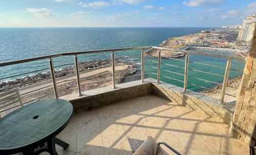 Ar-Raml 1 Apartamento | panoramic sea view apartment