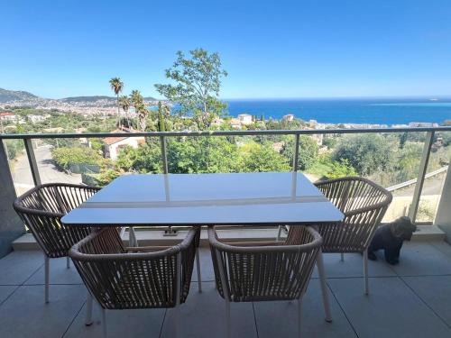 Saint Antoine Apartamento | Panoramic Sea View Appartment Blue Pearl