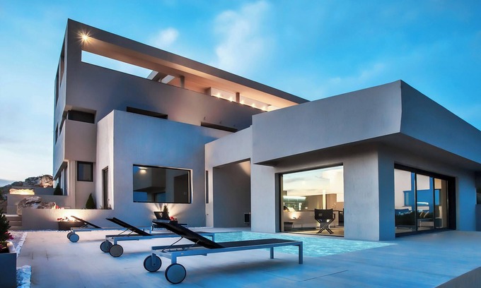 Marathon Villa | Villa de lujo con vistas panorámicas al mar cerca de Atenas, ideal para grupos y familias