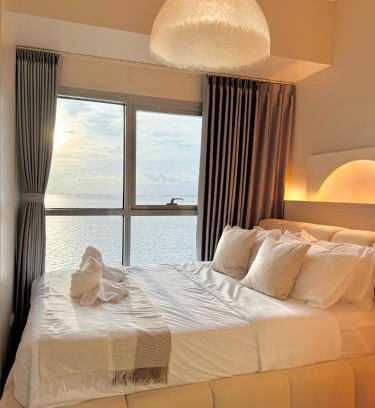 Tambo Apartamento | Panoramic Seaview 2BR Near Airport Facing the Bay - 7g