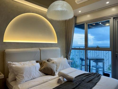 Tambo Apartamento | Panoramic Seaview 2BR near Airport Facing the Bay 6G