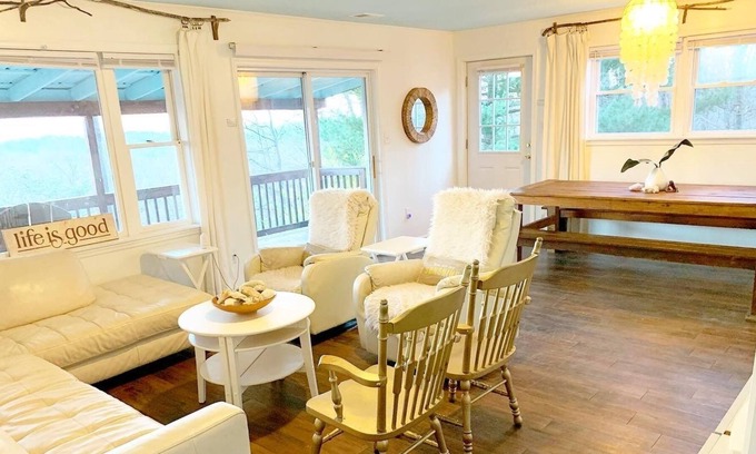 Front Royal Casa | Panoramic Shenandoah Valley Views