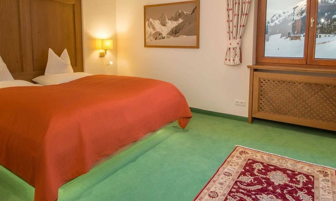 Lech am Arlberg Hotel | Suite panorámica con balcón - Hotel Kristberg