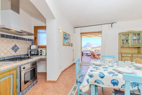 Monte Petrosu Apartamento | Panoramic Terrace Over Tavolara - Relax and Sea View