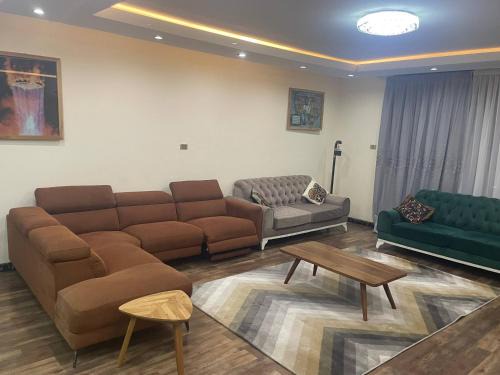 Kirkos Apartamento | Panoramic Three Bedrooms Apartment in Addis