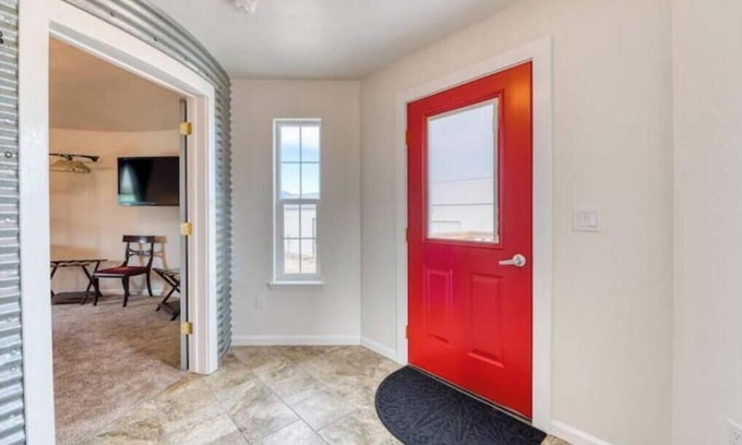 Corvallis Casa | Panoramic Views & Dog Heaven at The Silo!