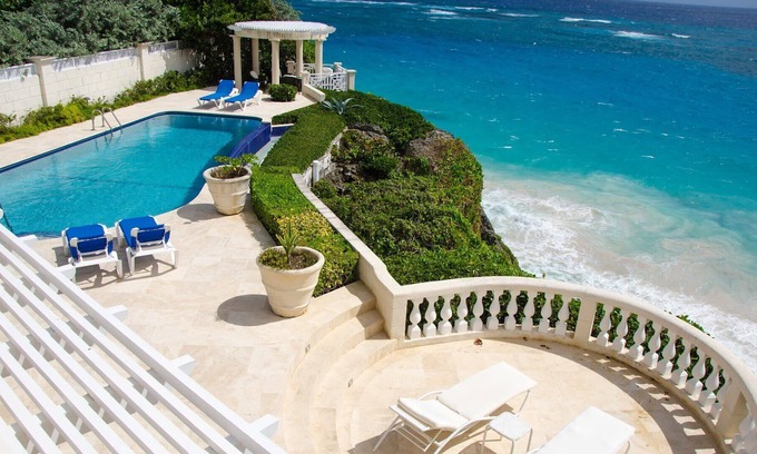 Work Hall Casa | Panoramic Views Of The Turquoise Ocean