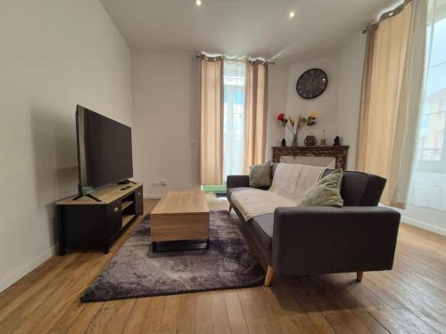 Thiers Apartamento | #Panoramique#T3#Balcon#Thiers#