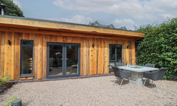 Llangadfan Cabaña | PANSI, pet friendly, character holiday cottage in Llangadfan