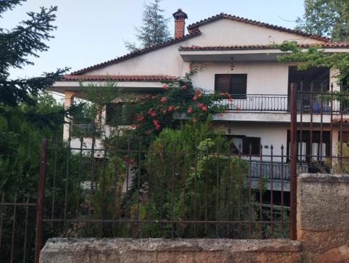 Makednoi Casa | Pansion Lazaros