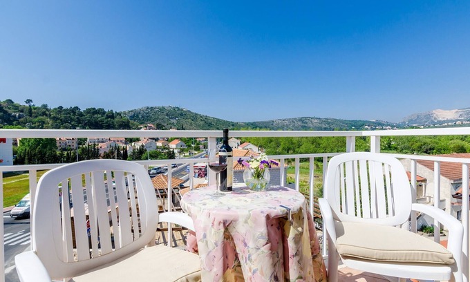 Srebreno Apartamento | Pansion Srebreno - Double or Twin Room with Balcony and City View 3