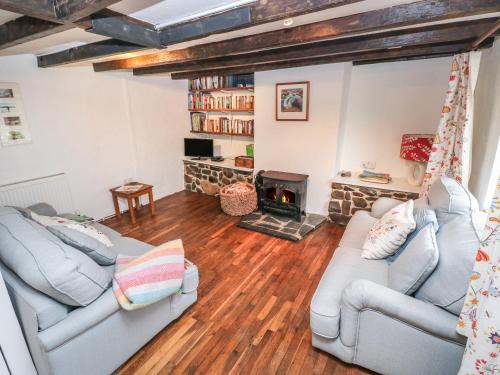 Trefin Casa | Pant y FFynnon
