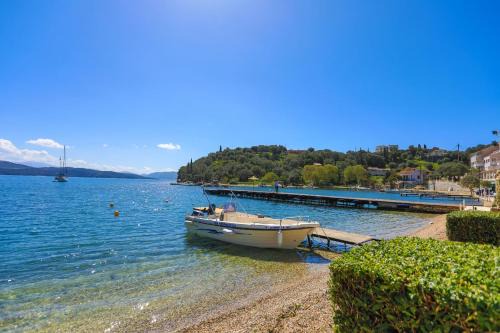 Agios Stefanos Apartamento | Paola House