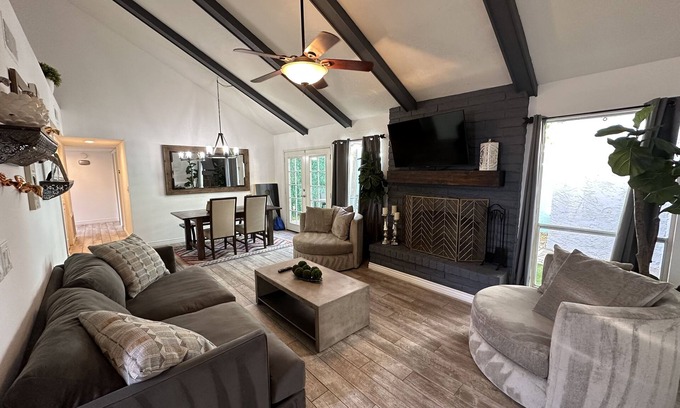Tempe Casa | Papago Paradise near heart of Scottsdale and Tempe!