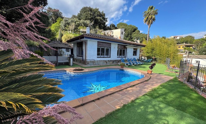 Sant Cebria de Vallalta Casa | CASA PARAÍSO PISCINA TRANQUILIDAD