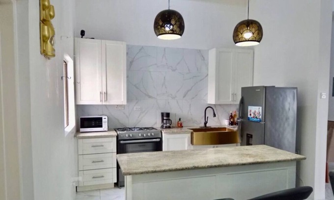 Lacovia Condominio | Paradise Point Villas