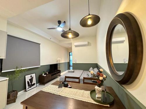 Taman Bukit Mewah Apartamento | Paradigm Residence Studio 4pax 2King bed Netflix WiFi