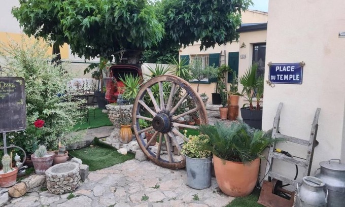 Avignon Casa | paradis colibri