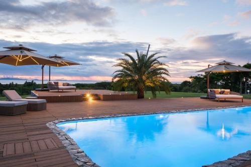 Lautoka Villa | Paradis Sur Terre Luxury Villas with Pools and Views 5 mins to private beach