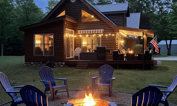 Carp Lake Casa | Paradise Acres- SUMMER ESCAPE IN NORTHERN MICHIGAN!