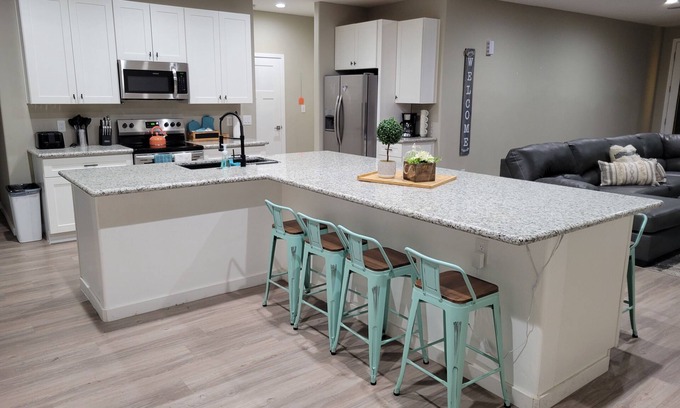 Greenehaven Casa | Paradise at Powell: Spacious home near Lake Powell