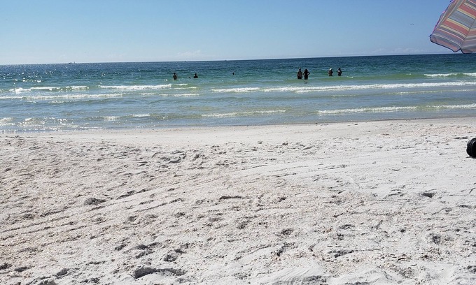 Sunset Beach Cabaña | Paradise at Sunset Beach
