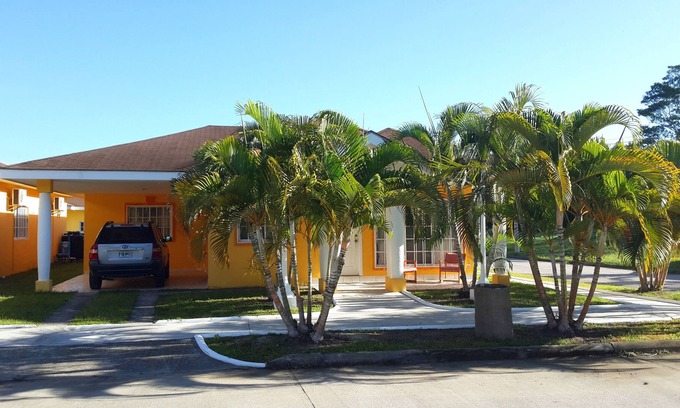 Corozal Casa | Villa Paraíso Tropical