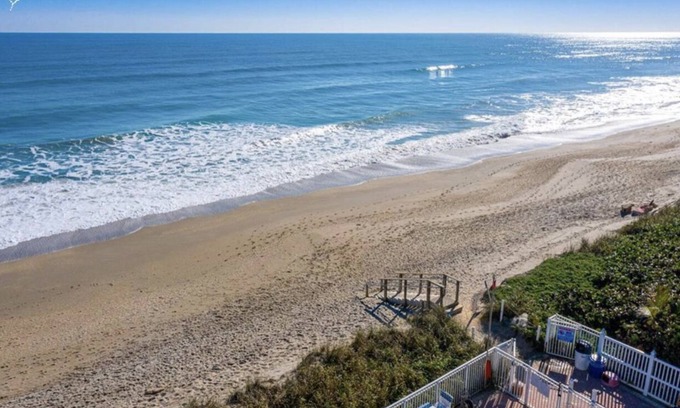 Nettles Island Cabaña | Paradise awaits - Just Across from Atlantic Ocean