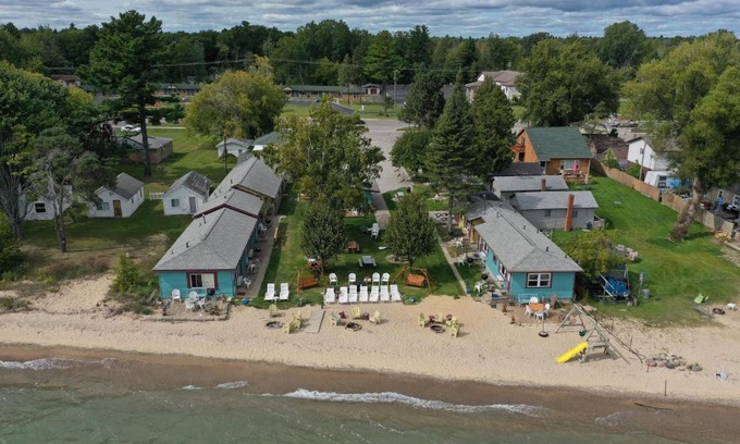 Tawas City Casa | Paradise Beach resort