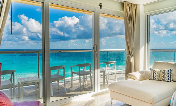 Punta Cancún Casa | Paradise Beachfront & Nightlife Heart