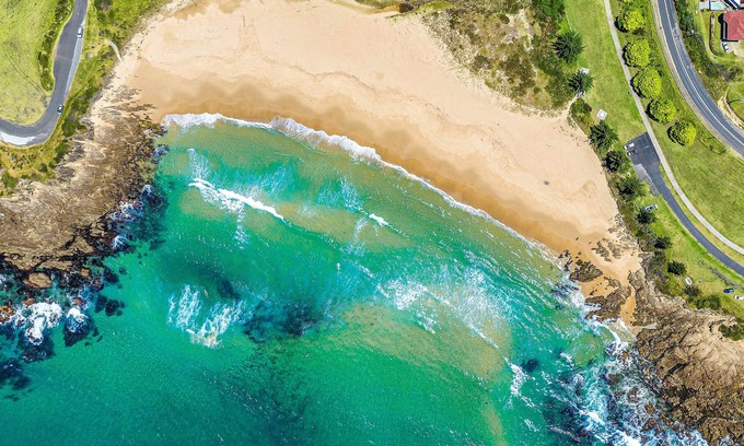 Kianga Casa | Paradise by the beach! 100 steps to the beach. Can sleep up to 15.