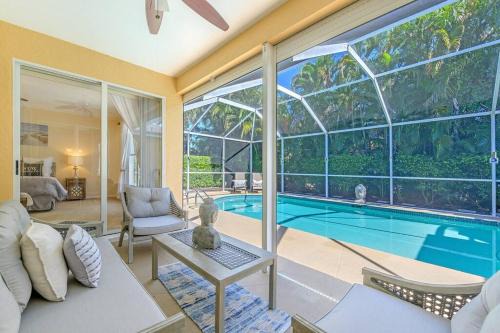 Central Naples Villa | Paradise Escape Luxury Pool w/Game Room King Bed
