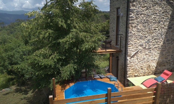 Ricco del Golfo di Spezia Casa | Paradise for two, swimming pool, stones, above the Cinque Terre