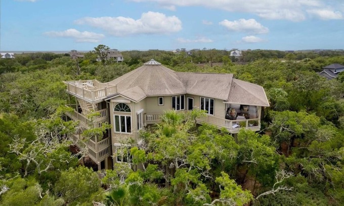 Jeremy Cay Casa | Paradise Found- Stunning Ocean views + Unique Home