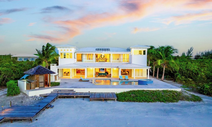Sandy Point Casa | Paradise Found - A Private Oasis in North Caicos