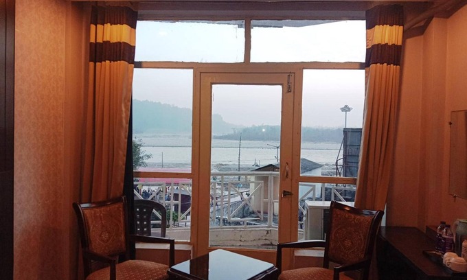 Rishikesh Hotel | Paradise Ganga - A River Side Hotel