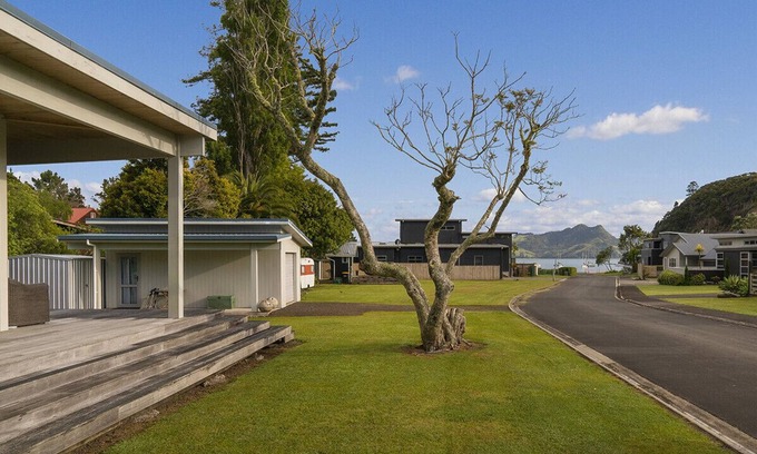 Cooks Beach Cabaña | Paraíso en Flaxmill Bay - Flaxmill Bay Holiday Home