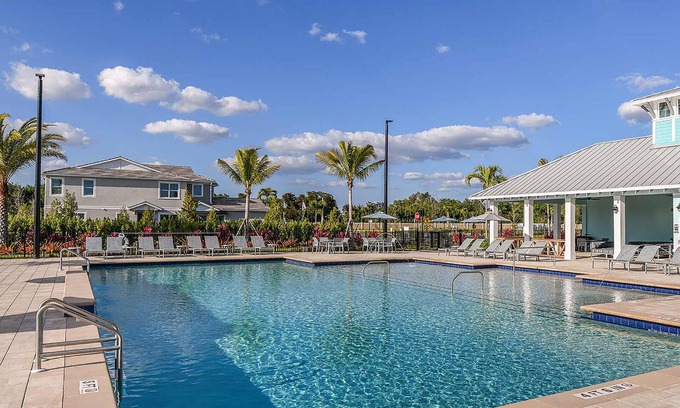 East Naples Villa | Paradise in naples, few mins from downtown, beaches, mercato ......