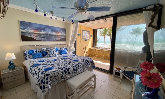 Candelero Abajo Apartamento | PARAÍSO EN PALMAS! FRENTE AL OCÉANO! Duerme 2-6 personas! ¡MARAVILLOSO!